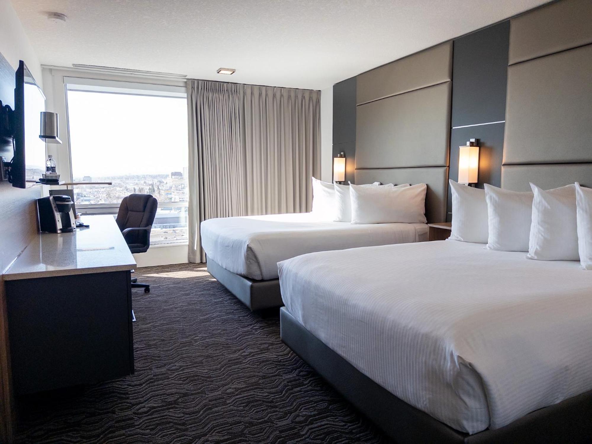 Carriage House Hotel And Conference Centre YYC Exterior foto